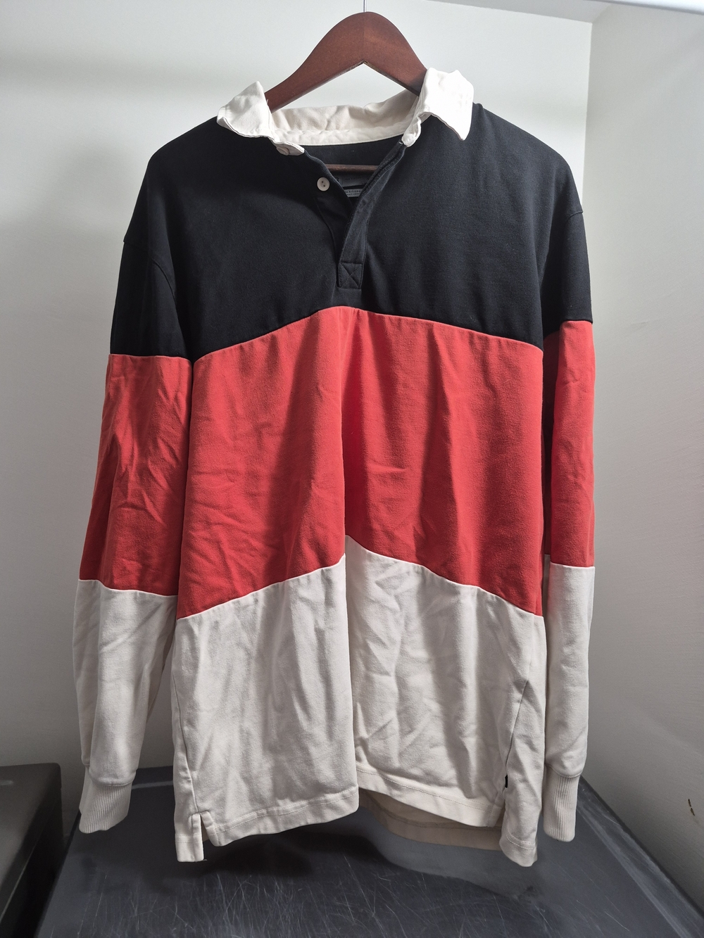Simons Black, Red & White Colorblock Rugby Polo
